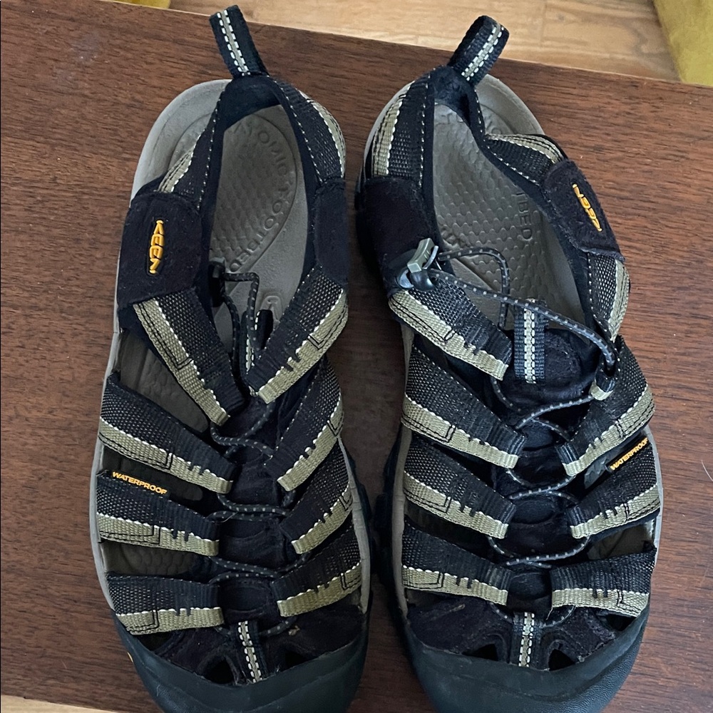 Keen Black and Brown Outdoor Sandals